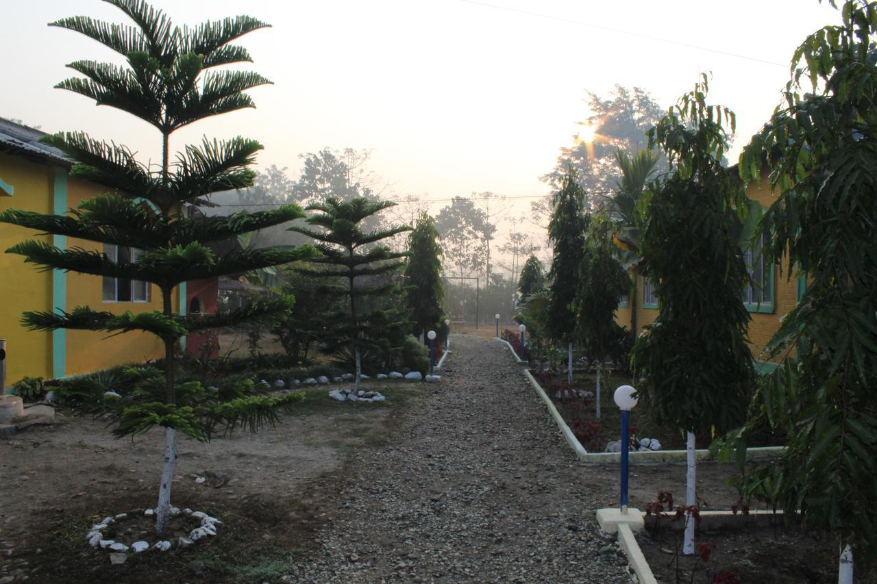 The Mystic Forest - A Tea Garden Resort At Dooars Madari Hat Exteriör bild